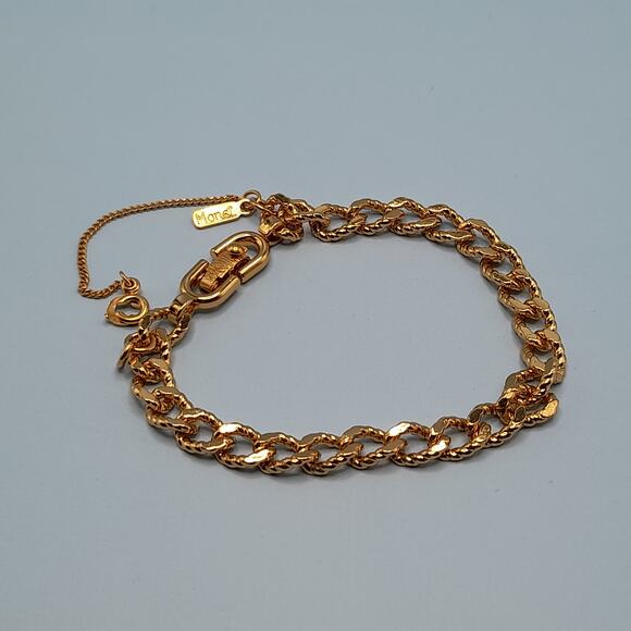 Vintage Monet Gold Plated Charm Bracelet, 1980s, Safety Chain, 7.25 Inches - Picture 4 of 10